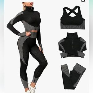Women’s workout outfit